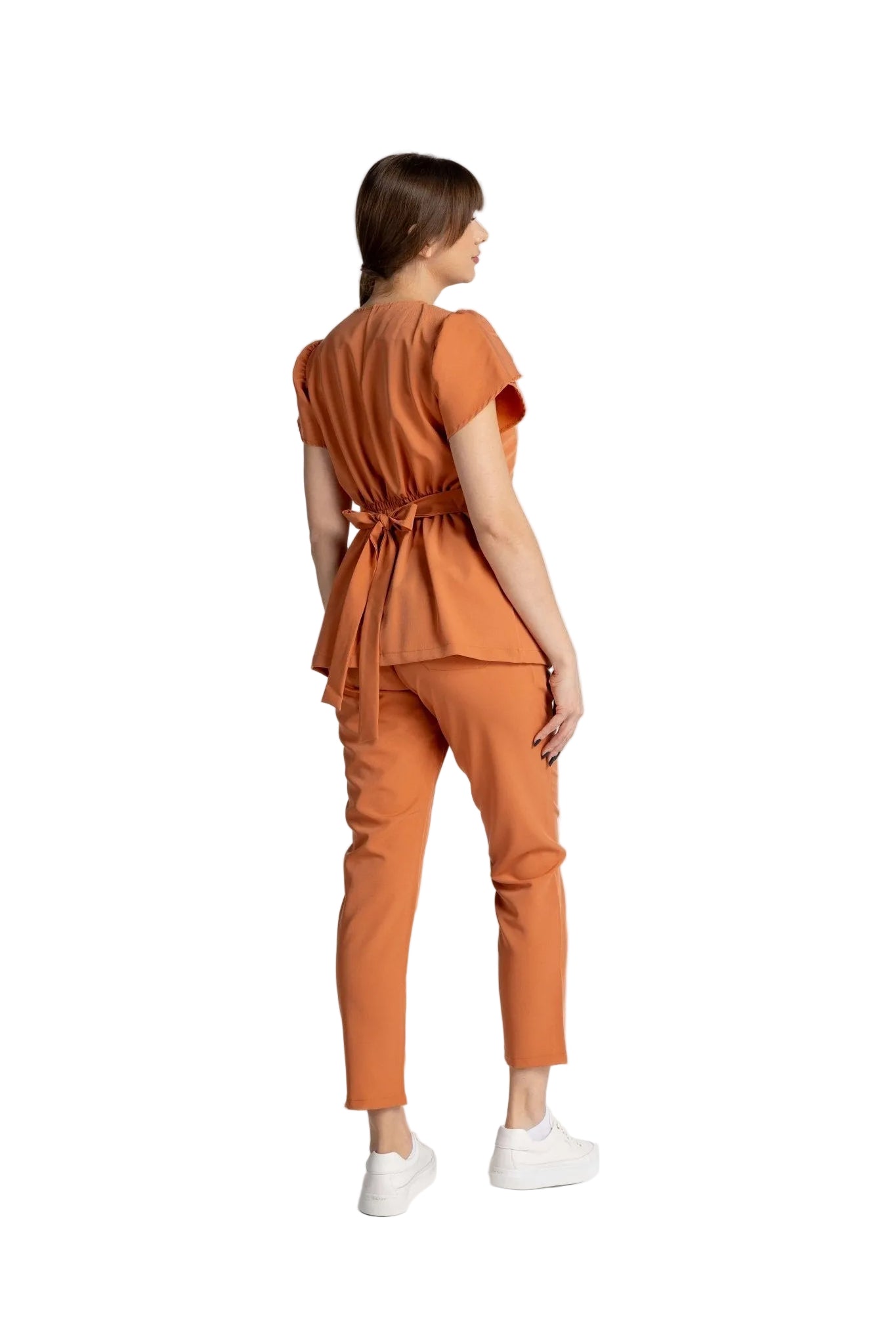 Costum Premium Elastic Sofia - model elegant cu design distinctiv, perfect pentru medii profesionale.