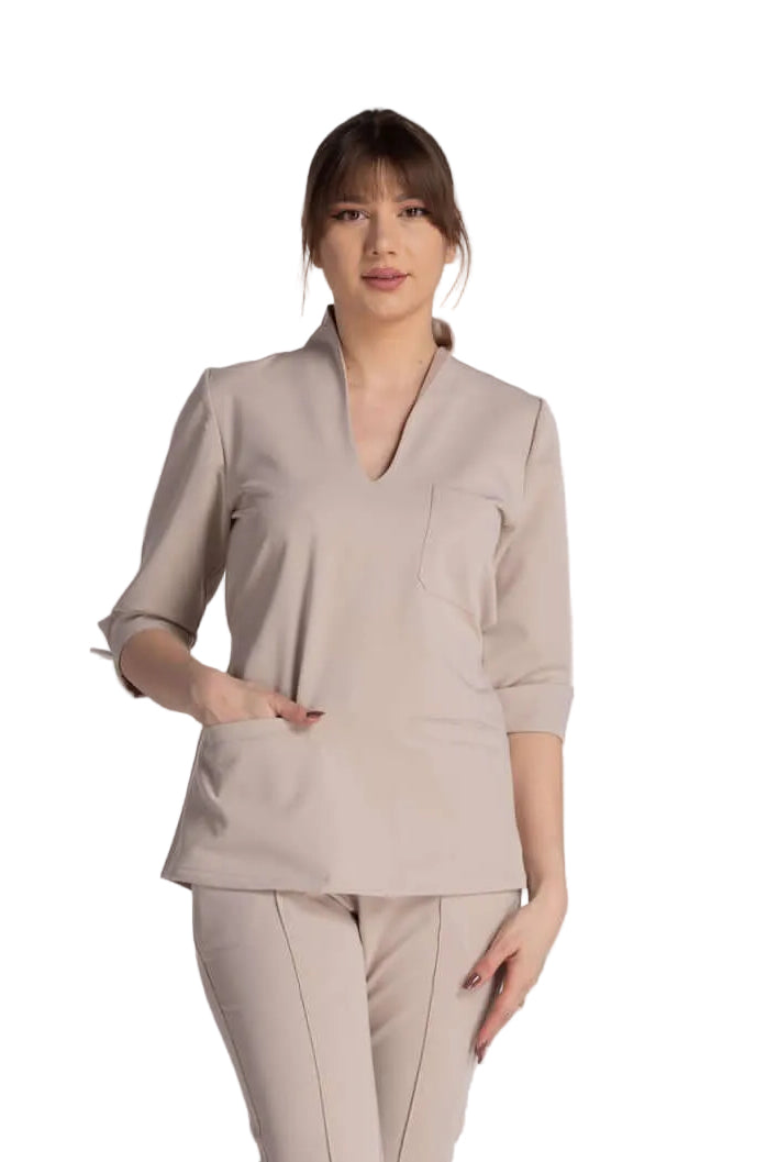 Bluza Elastica Elise - bluză medicală elegantă cu guler shal și buzunar practic, ideală pentru profesioniști.