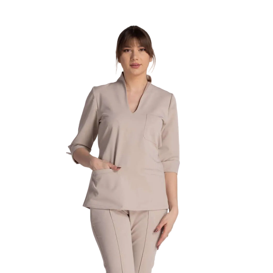 Bluza Elastica Elise - bluză medicală elegantă cu guler shal și buzunar practic, ideală pentru profesioniști.