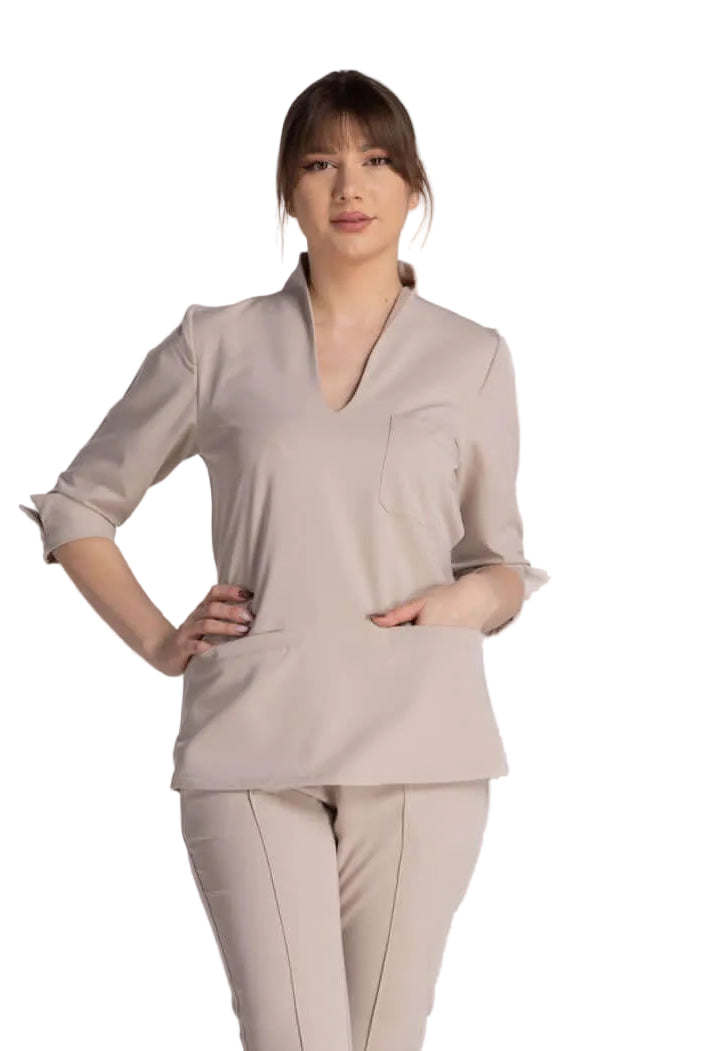 Bluza Elastica Elise femei, elegantă, cu guler shal, buzunare, design profesional, îmbrăcăminte medicală.