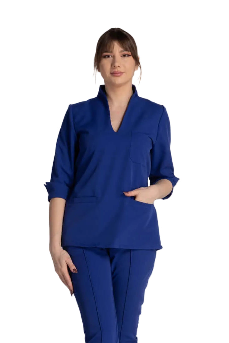 Bluza Elastica Elise - bluza medicala eleganta, moderna, cu guler shal si buzunare, ideala pentru profesionisti.
