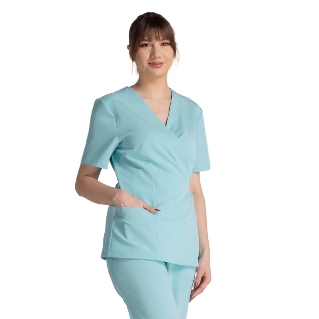 Bluza Elastica Bianca, bluză ergonomică din material elastic, cu design modern și două buzunare laterale.