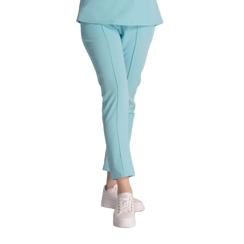 Pantaloni Medicali Elastici Elise, model elegant in culoare turquoise, conferind confort si stil in mediul profesional.