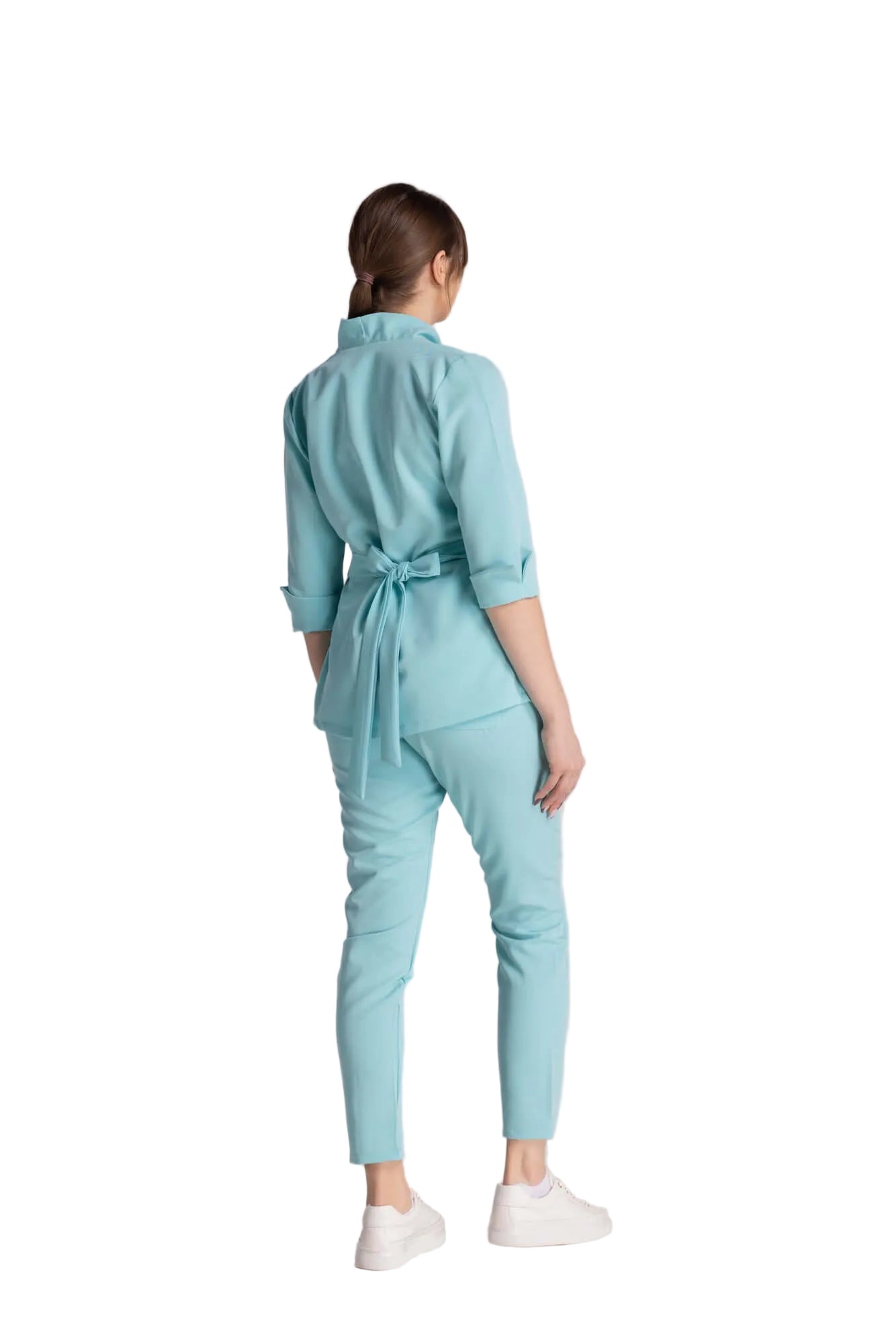 Bluza Elastica Elise, uniformă medicală elegantă, cu aspect profesional și design funcțional, de culoare turquoise.